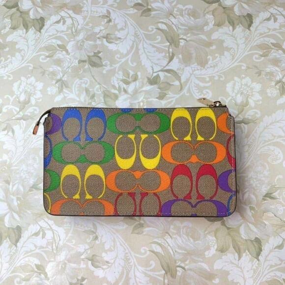 COACH C4697 POPPY CROSSBODY IN RAINBOW SIGNATURE CANVAS IM/LIGHT SADDLE MULTI - Picture 3 of 6